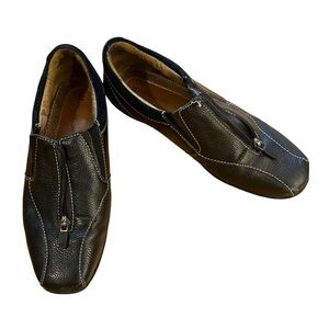 NATURALIZER Leather Zip Up Sneakers